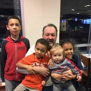 Meet your Posher, Larry